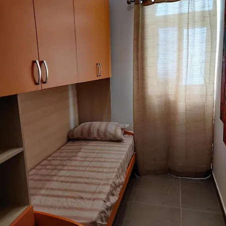 4 Bedroom 5 Mins Away From And Amenities * St. Paul's Bay