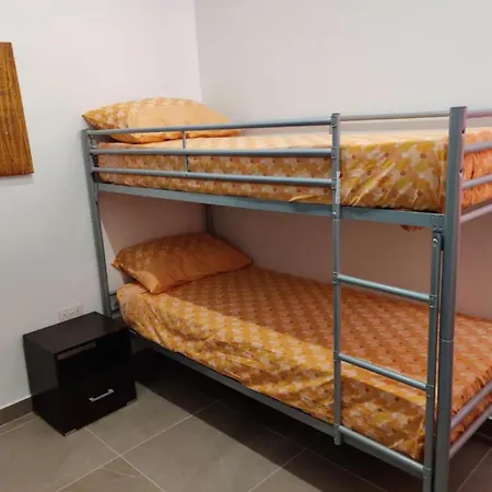 4 Bedroom 5 Mins Away From And Amenities * San Pawl il-Baħar