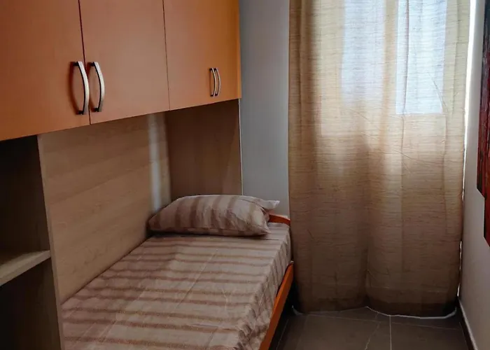 4 Bedroom 5 Mins Away From And Amenities * St Paul's Bay