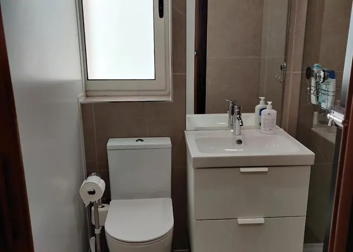 Apartamento 4 Bedroom 5 Mins Away From And Amenities *